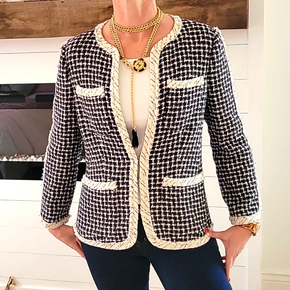 550$ Super-Chanel-Vibe Rebecca Taylor Tweed Jacket